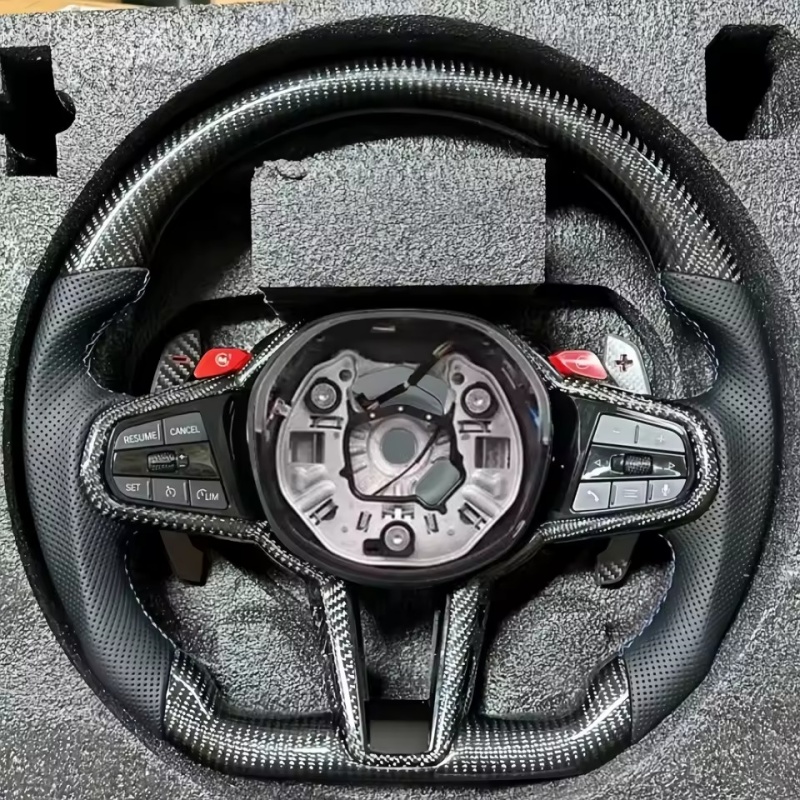 Car Accessories To Buy - عجلة قيادة سيارة من ألياف الكربون
